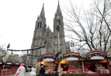 Vánoční trhy na pražském náměstí Míru