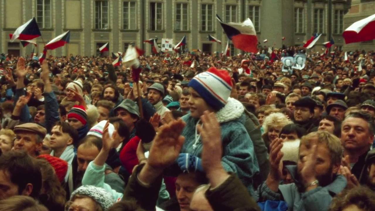 Революции в центральной и восточной европы. Революция в Чехословакии 1989. Бархатные революции 1989-1990. Чехия 1989. Бархатные революции 1989-1990 гг в Восточной Европе.